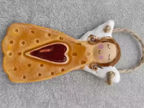 anioł ceramiczny