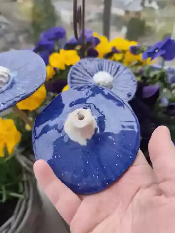 Kwiaty ceramiczne 2szt na drewnianych kijkach