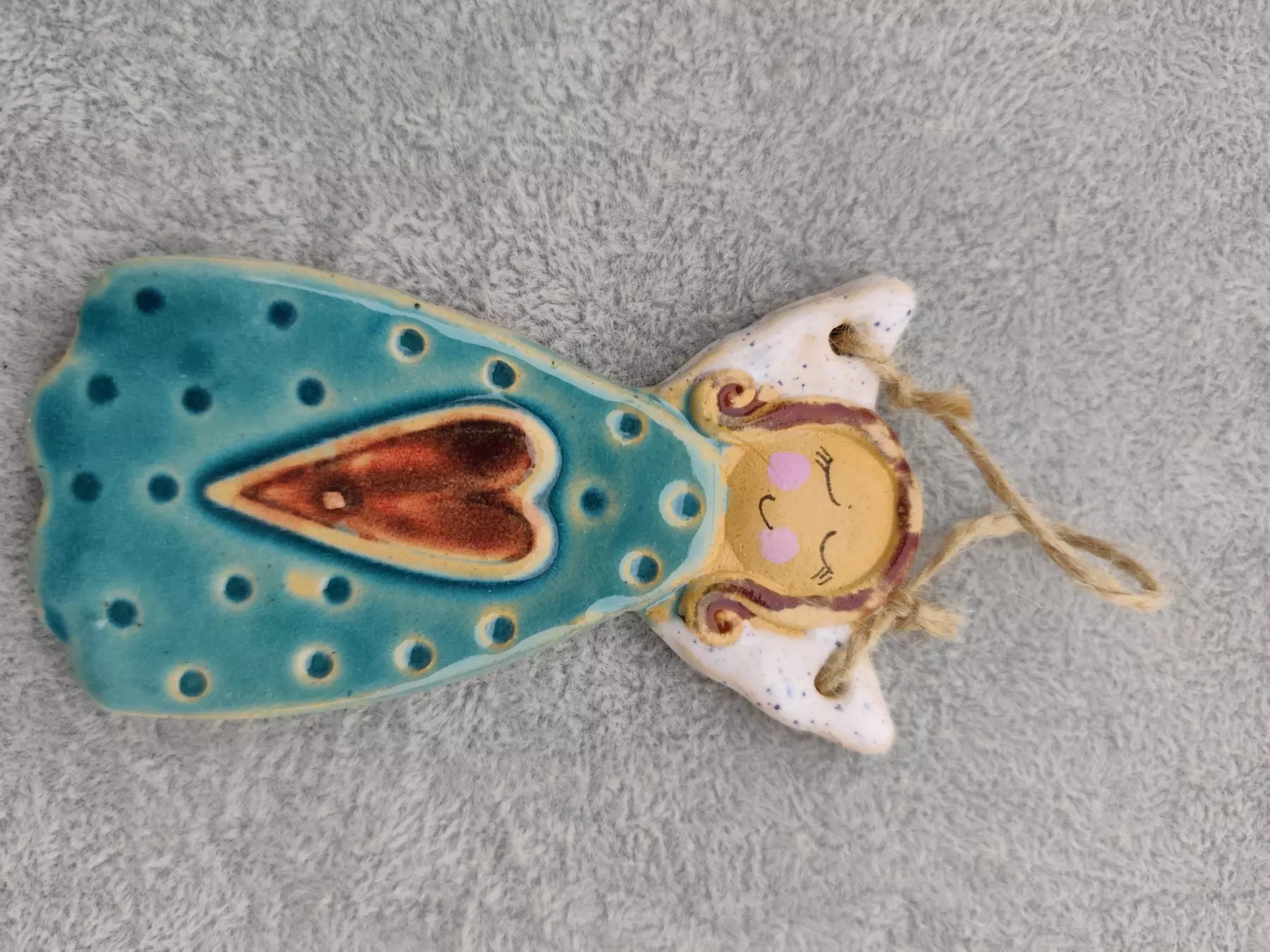 anioł ceramiczny