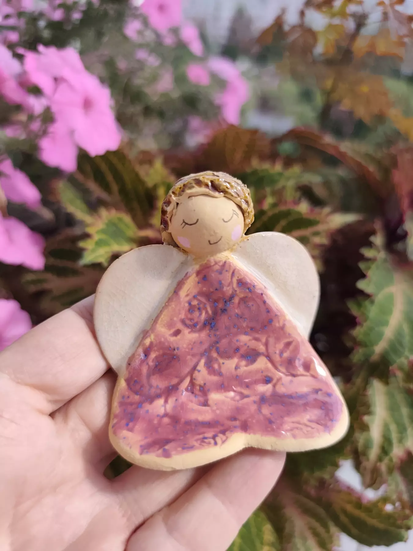 Aniołek ceramiczny serduszko