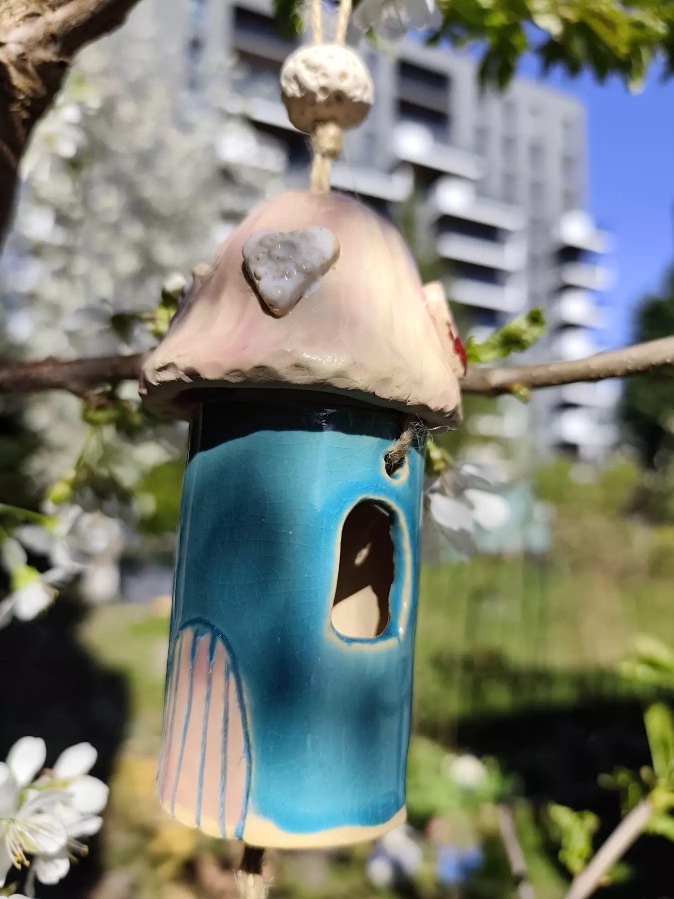 domek dzwonek ceramiczny