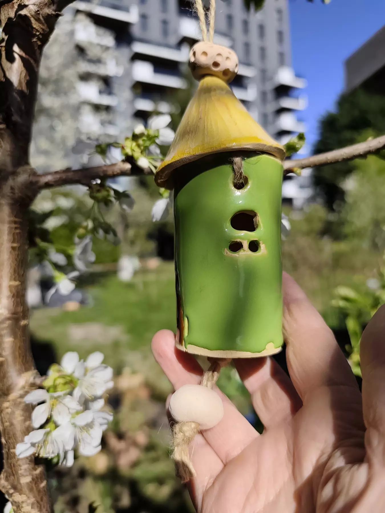 domek dzwonek ceramiczny