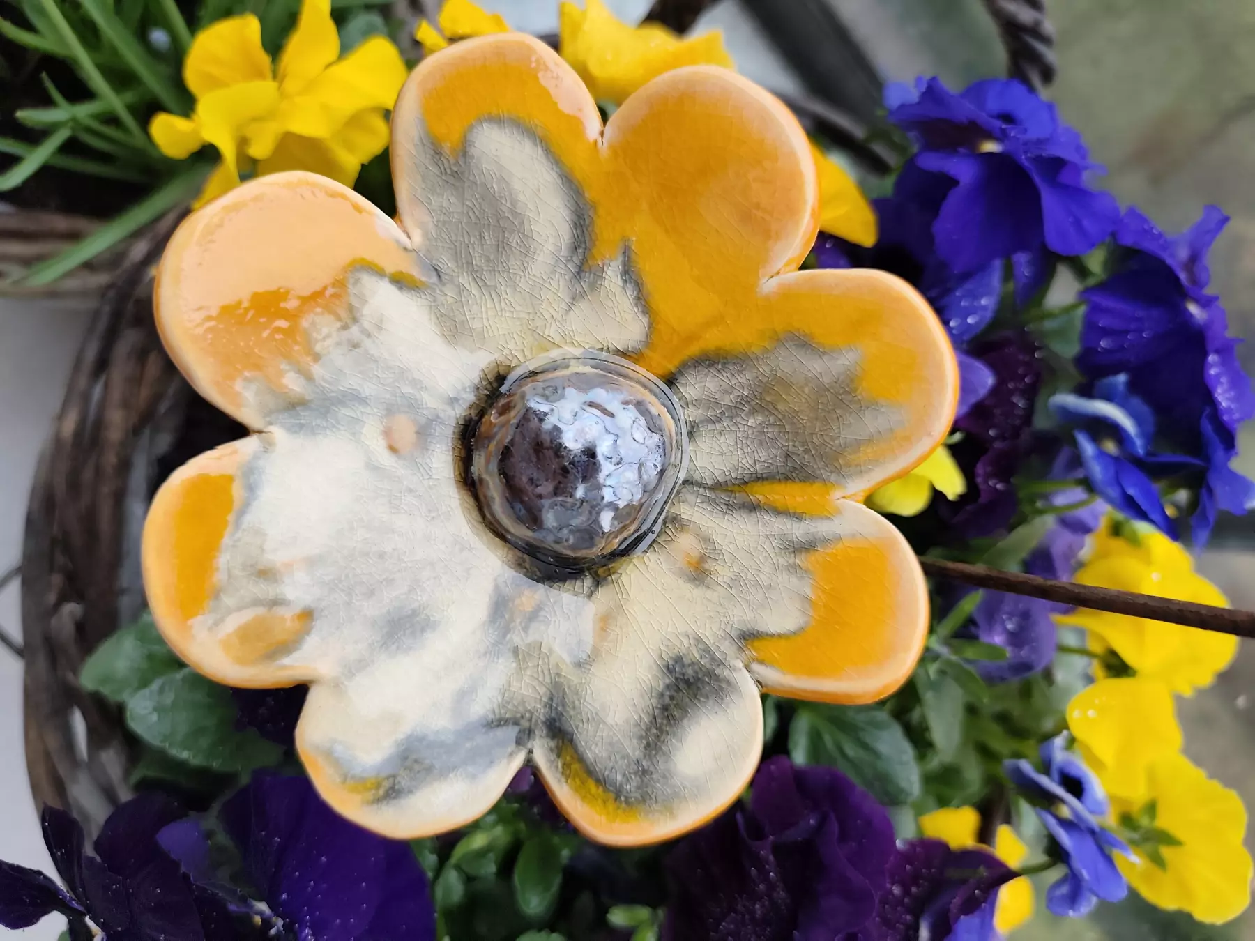 kwiat ceramiczny poidło