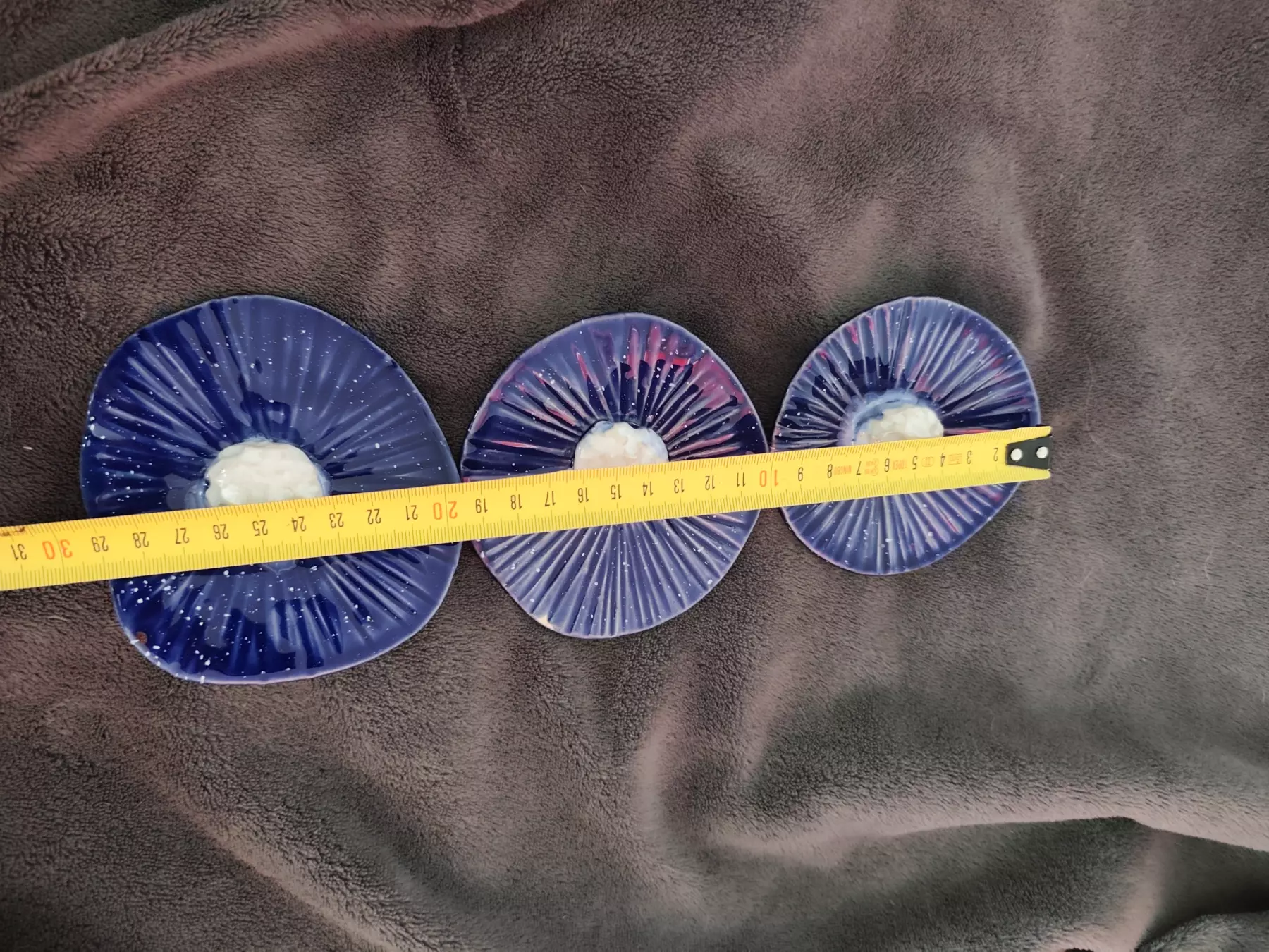 Kwiaty ceramiczne 2szt na drewnianych kijkach