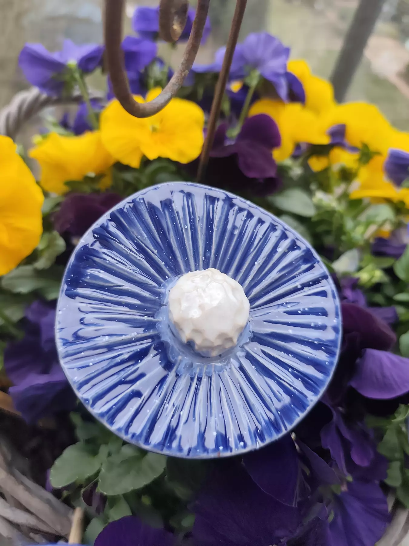 Kwiaty ceramiczne 2szt na drewnianych kijkach